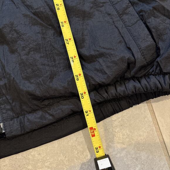 Vintage Starter Chicago Bulls Jacket Sz XL Black Red Full Zip Puffer Hooded NBA - Picture 10 of 12